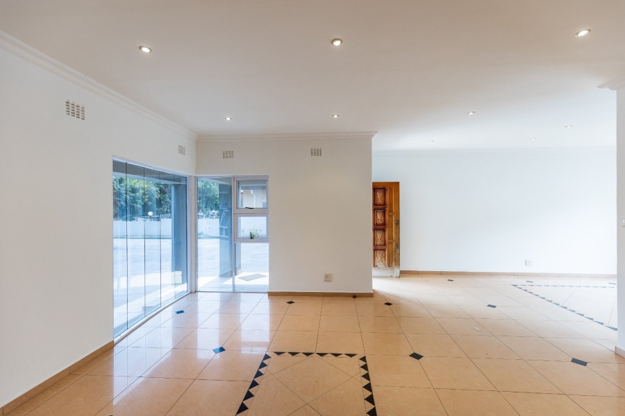 4 Bedroom Property for Sale in Oslo Beach KwaZulu-Natal