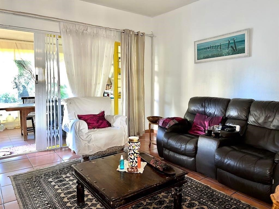 3 Bedroom Property for Sale in Uvongo KwaZulu-Natal