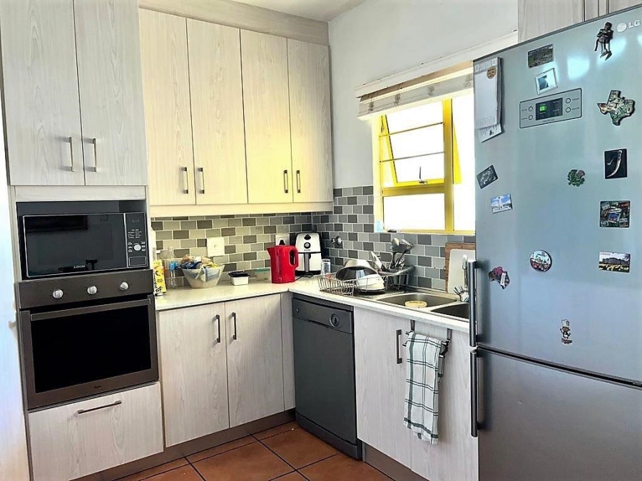 3 Bedroom Property for Sale in Uvongo KwaZulu-Natal