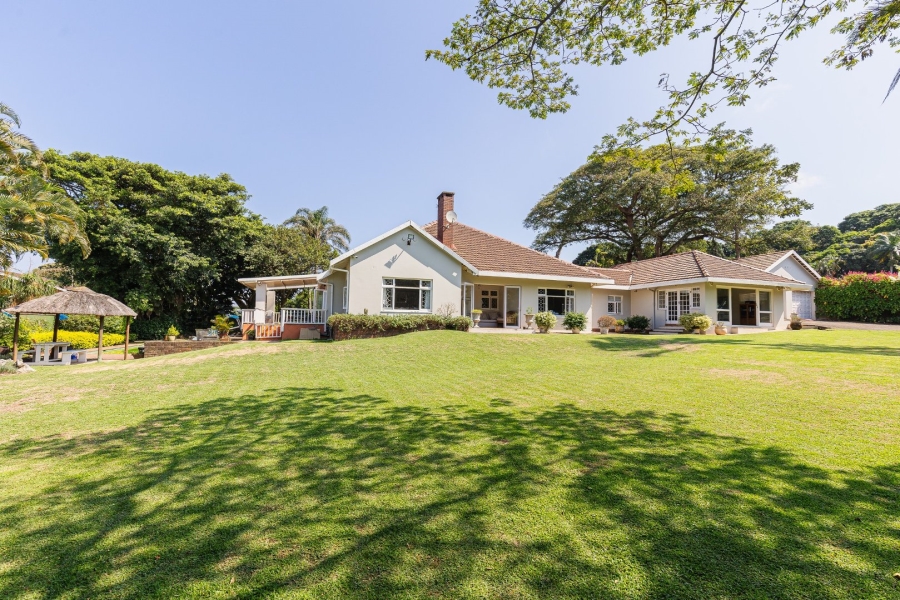 4 Bedroom Property for Sale in Umtentweni KwaZulu-Natal