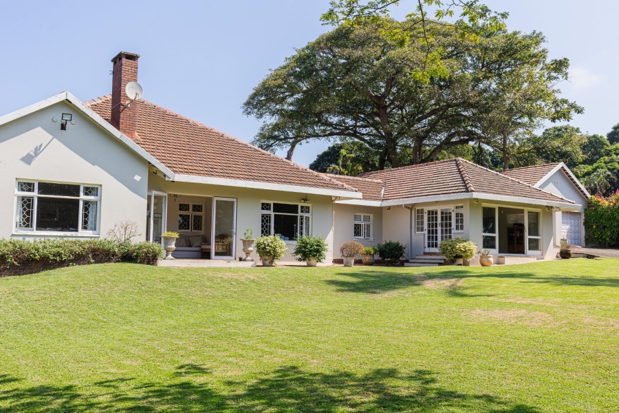 4 Bedroom Property for Sale in Umtentweni KwaZulu-Natal