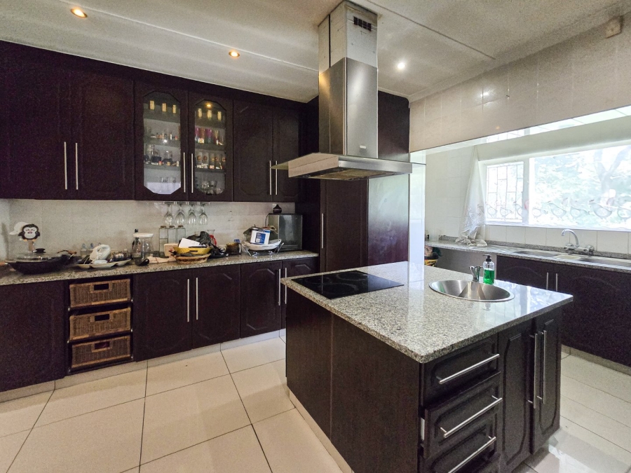 2 Bedroom Property for Sale in Uvongo KwaZulu-Natal