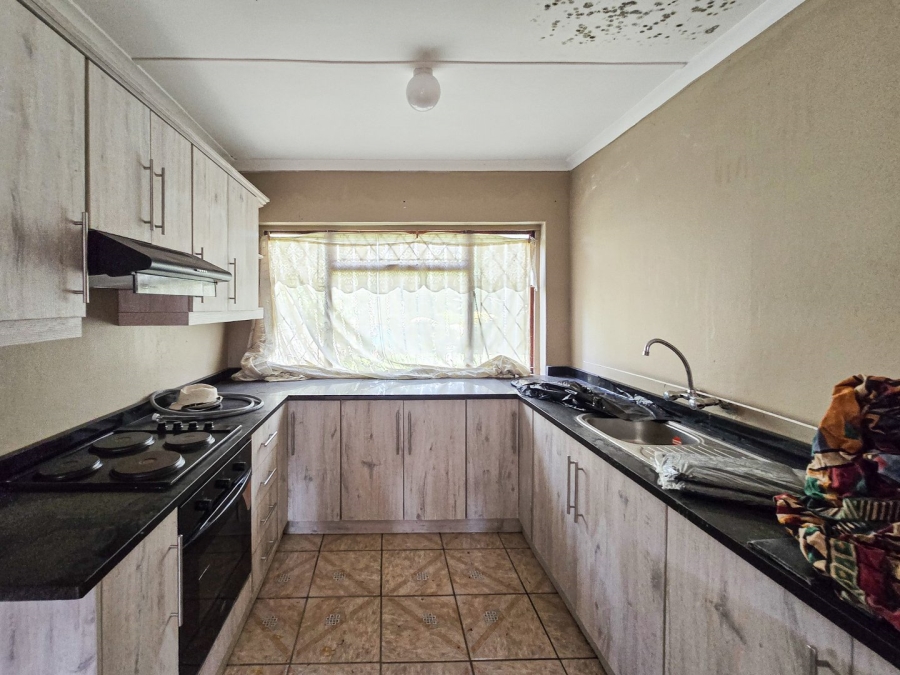 2 Bedroom Property for Sale in Uvongo KwaZulu-Natal