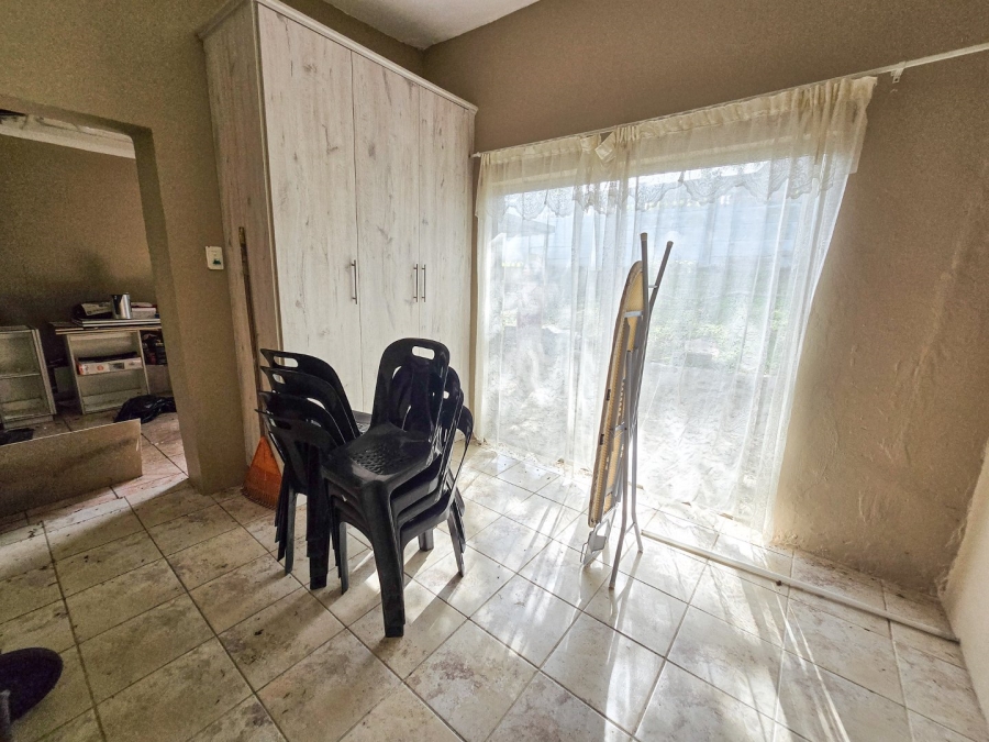 2 Bedroom Property for Sale in Uvongo KwaZulu-Natal