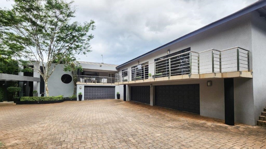 6 Bedroom Property for Sale in St Michaels On Sea KwaZulu-Natal