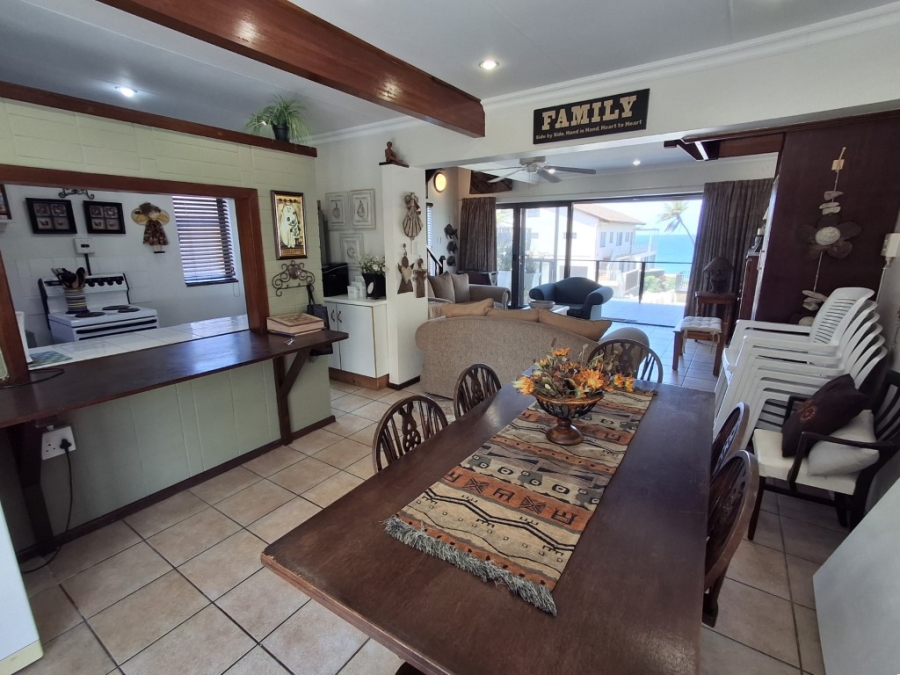 2 Bedroom Property for Sale in Uvongo KwaZulu-Natal