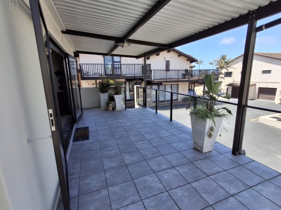 2 Bedroom Property for Sale in Uvongo KwaZulu-Natal
