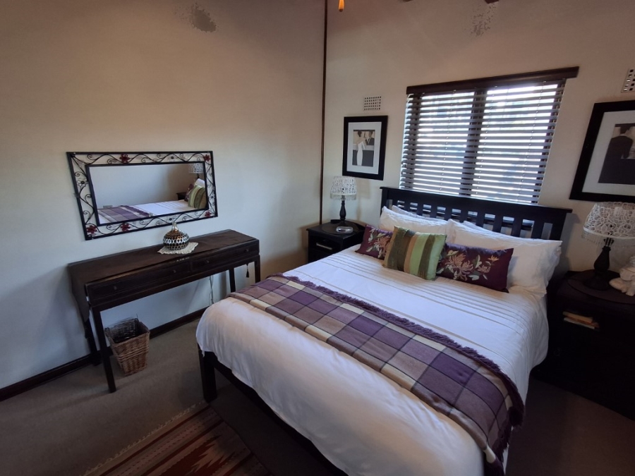 2 Bedroom Property for Sale in Uvongo KwaZulu-Natal