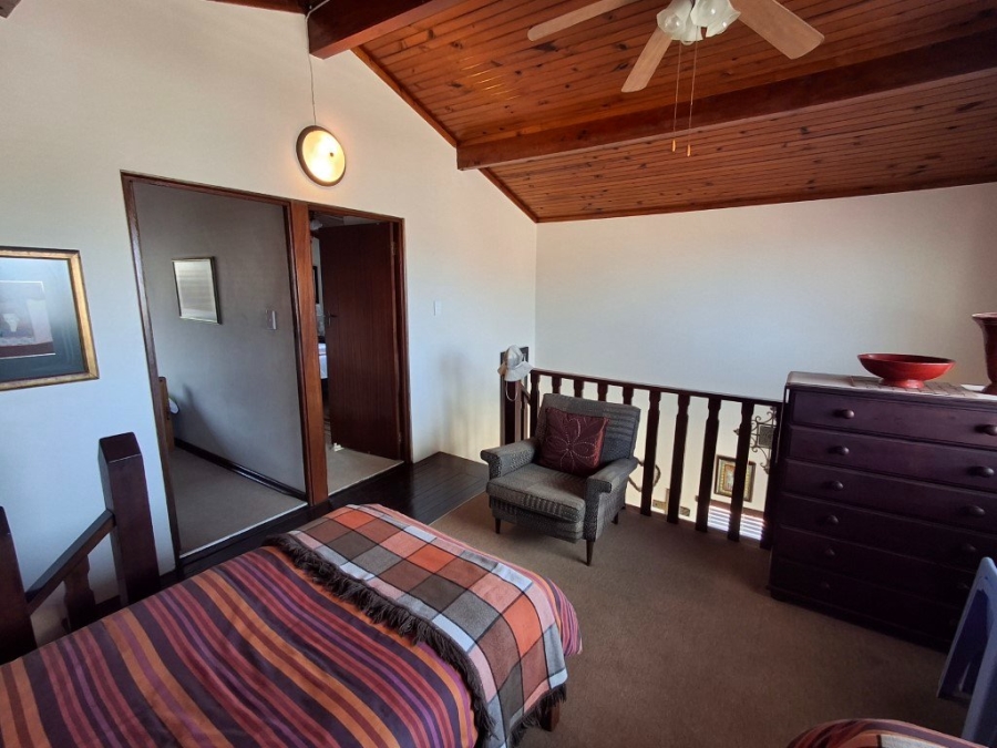 2 Bedroom Property for Sale in Uvongo KwaZulu-Natal