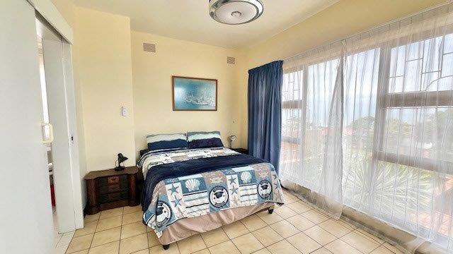 5 Bedroom Property for Sale in Uvongo KwaZulu-Natal