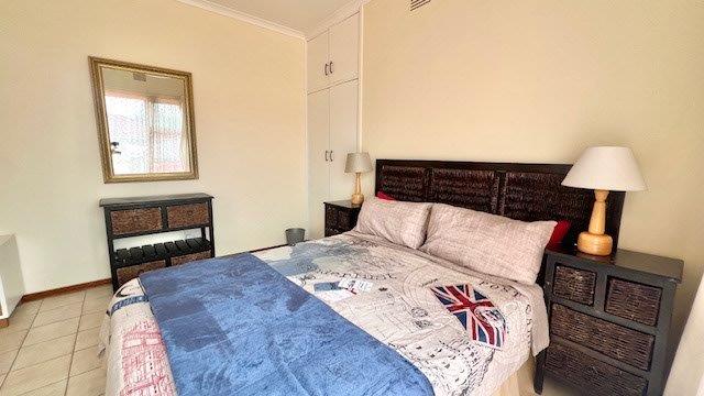 5 Bedroom Property for Sale in Uvongo KwaZulu-Natal