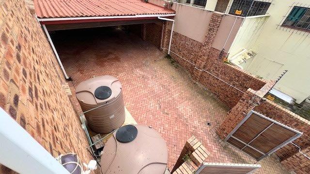 5 Bedroom Property for Sale in Uvongo KwaZulu-Natal
