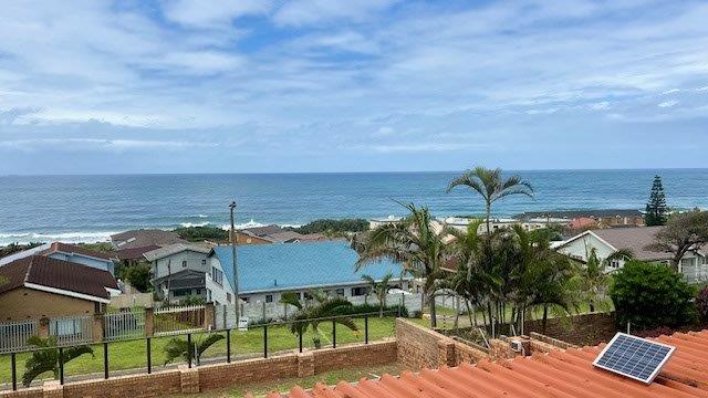 5 Bedroom Property for Sale in Uvongo KwaZulu-Natal