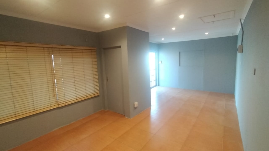 To Let commercial Property for Rent in Bluff KwaZulu-Natal