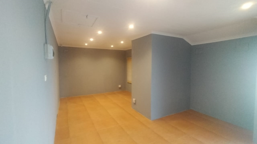 To Let commercial Property for Rent in Bluff KwaZulu-Natal