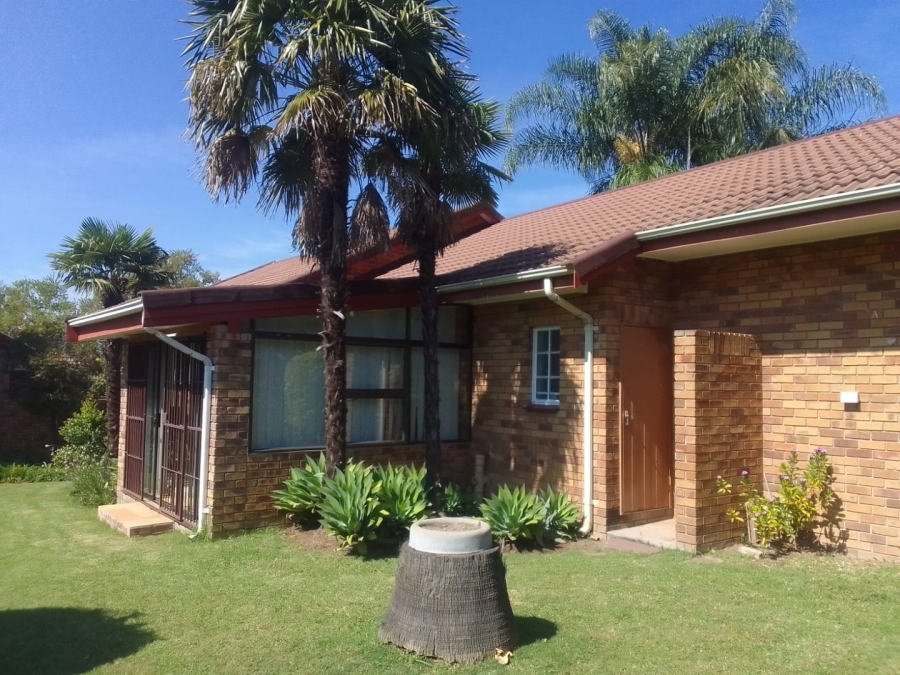 2 Bedroom Property for Sale in Aviary Hill KwaZulu-Natal