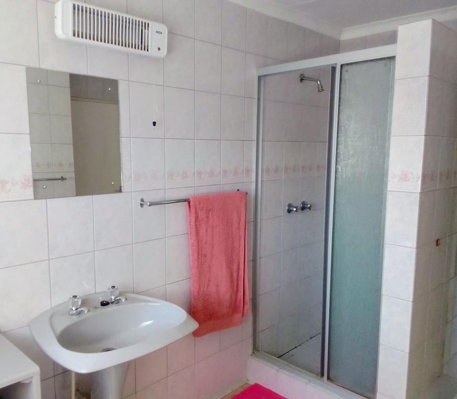 2 Bedroom Property for Sale in Aviary Hill KwaZulu-Natal