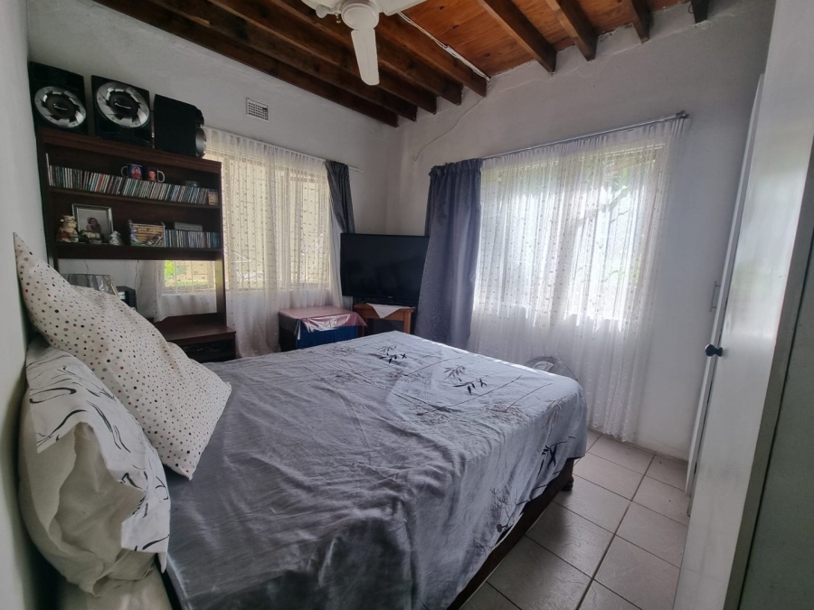 3 Bedroom Property for Sale in Umtentweni KwaZulu-Natal