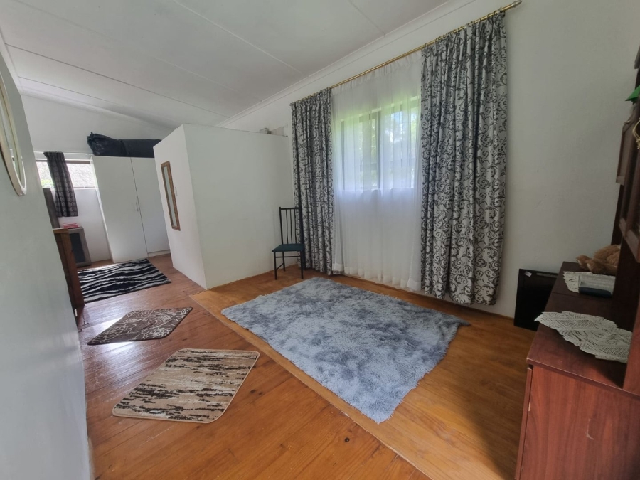 3 Bedroom Property for Sale in Umtentweni KwaZulu-Natal