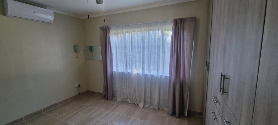 3 Bedroom Property for Sale in Southport KwaZulu-Natal