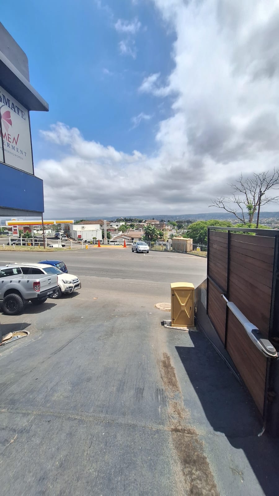 To Let commercial Property for Rent in Sunford KwaZulu-Natal