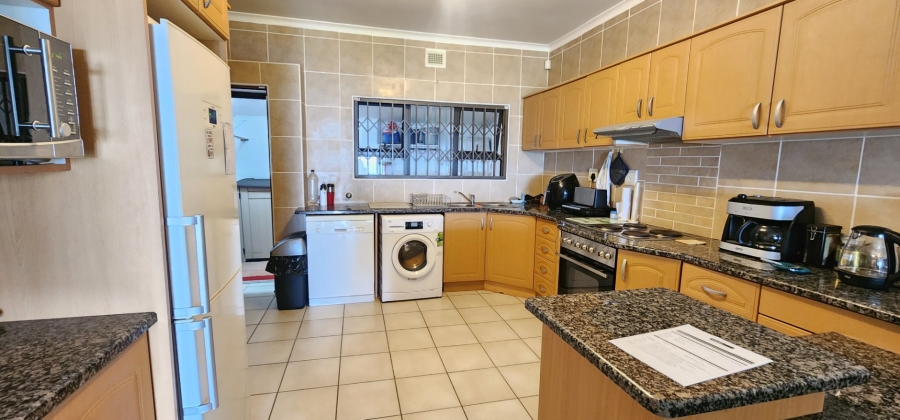 2 Bedroom Property for Sale in Hibberdene KwaZulu-Natal