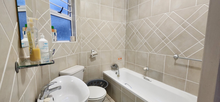 2 Bedroom Property for Sale in Hibberdene KwaZulu-Natal