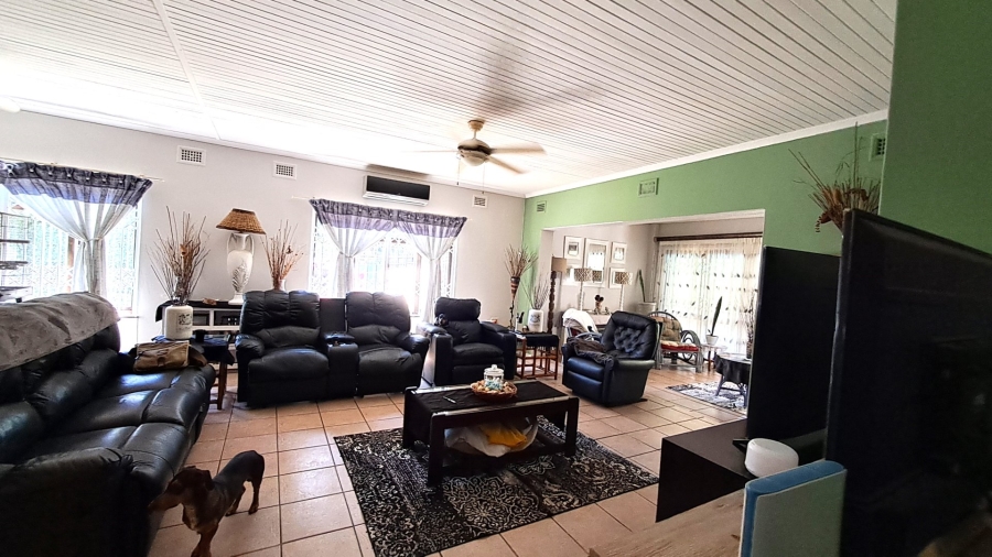 4 Bedroom Property for Sale in Glenmore KwaZulu-Natal