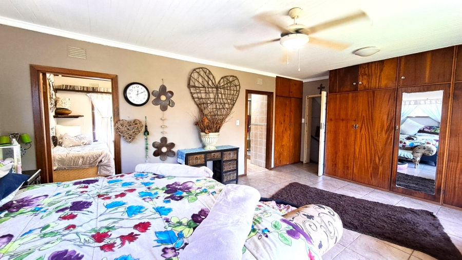 4 Bedroom Property for Sale in Glenmore KwaZulu-Natal