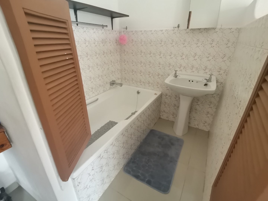 2 Bedroom Property for Sale in Margate KwaZulu-Natal