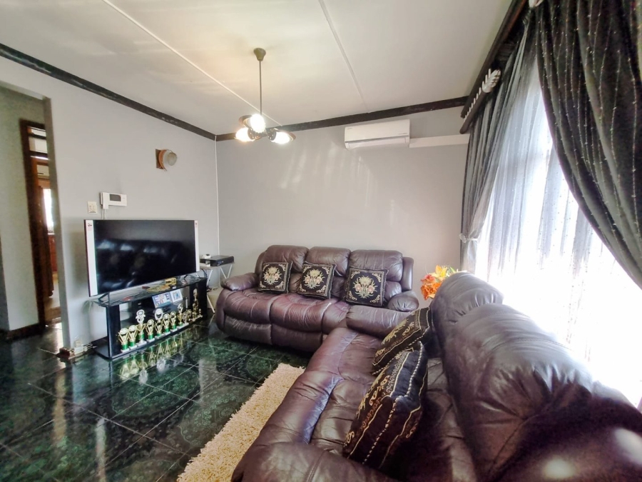3 Bedroom Property for Sale in Stanger Manor KwaZulu-Natal