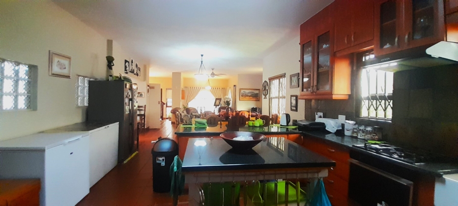 3 Bedroom Property for Sale in Amanzimtoti KwaZulu-Natal