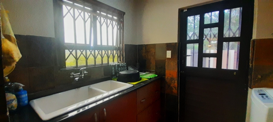 3 Bedroom Property for Sale in Amanzimtoti KwaZulu-Natal