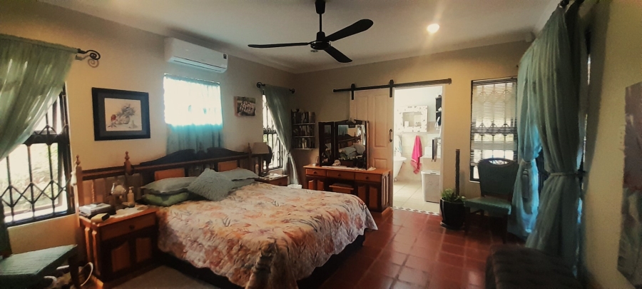 3 Bedroom Property for Sale in Amanzimtoti KwaZulu-Natal