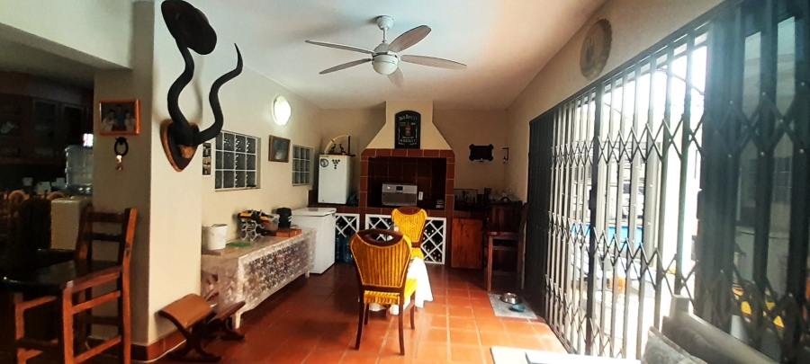 3 Bedroom Property for Sale in Amanzimtoti KwaZulu-Natal