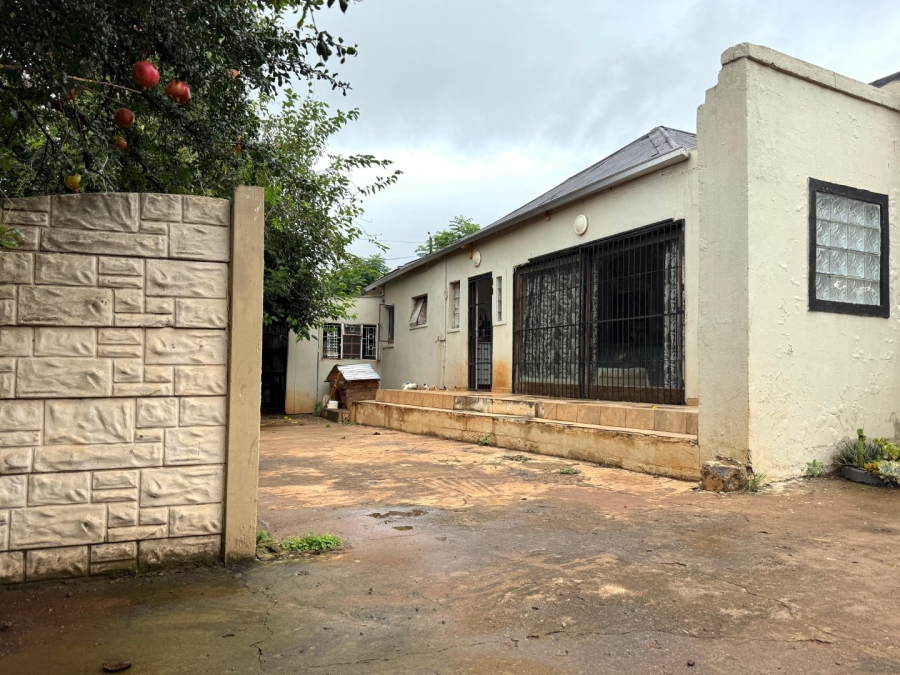 3 Bedroom Property for Sale in Lennoxton KwaZulu-Natal