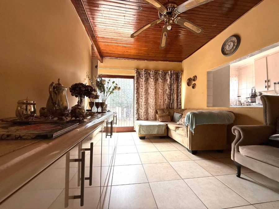 3 Bedroom Property for Sale in Lennoxton KwaZulu-Natal