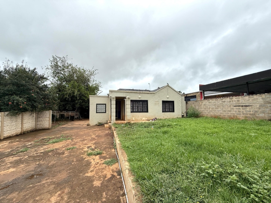 3 Bedroom Property for Sale in Lennoxton KwaZulu-Natal