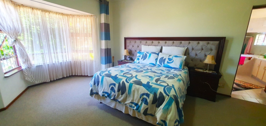 4 Bedroom Property for Sale in Umtentweni KwaZulu-Natal