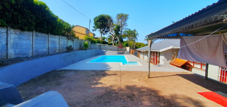 4 Bedroom Property for Sale in Umtentweni KwaZulu-Natal