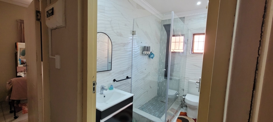 2 Bedroom Property for Sale in Oslo Beach KwaZulu-Natal