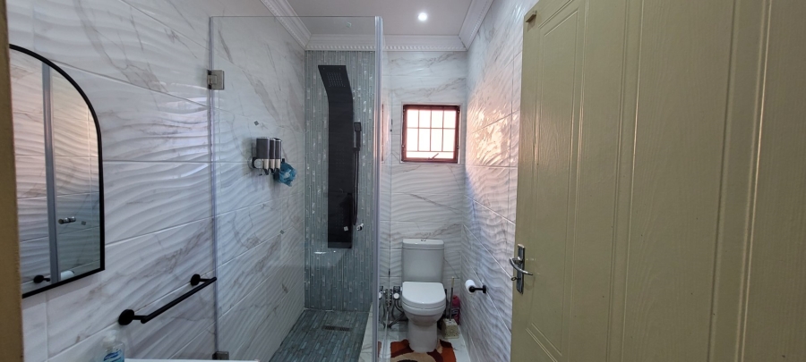 2 Bedroom Property for Sale in Oslo Beach KwaZulu-Natal