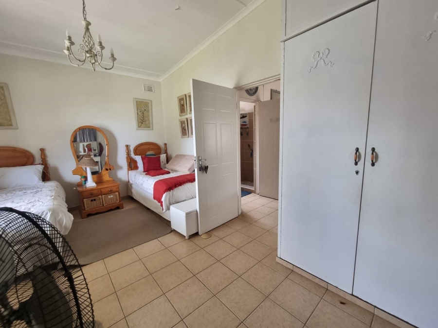 2 Bedroom Property for Sale in Sunwich Port KwaZulu-Natal