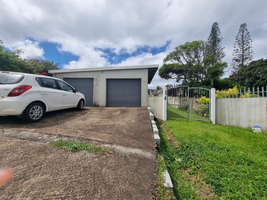 2 Bedroom Property for Sale in Sunwich Port KwaZulu-Natal