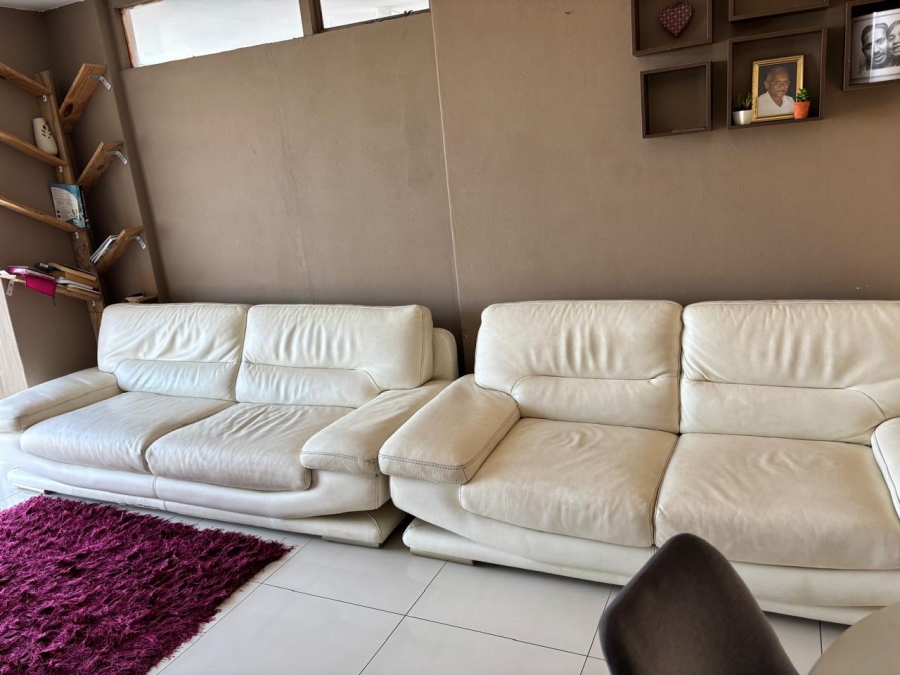 2 Bedroom Property for Sale in La Mercy KwaZulu-Natal