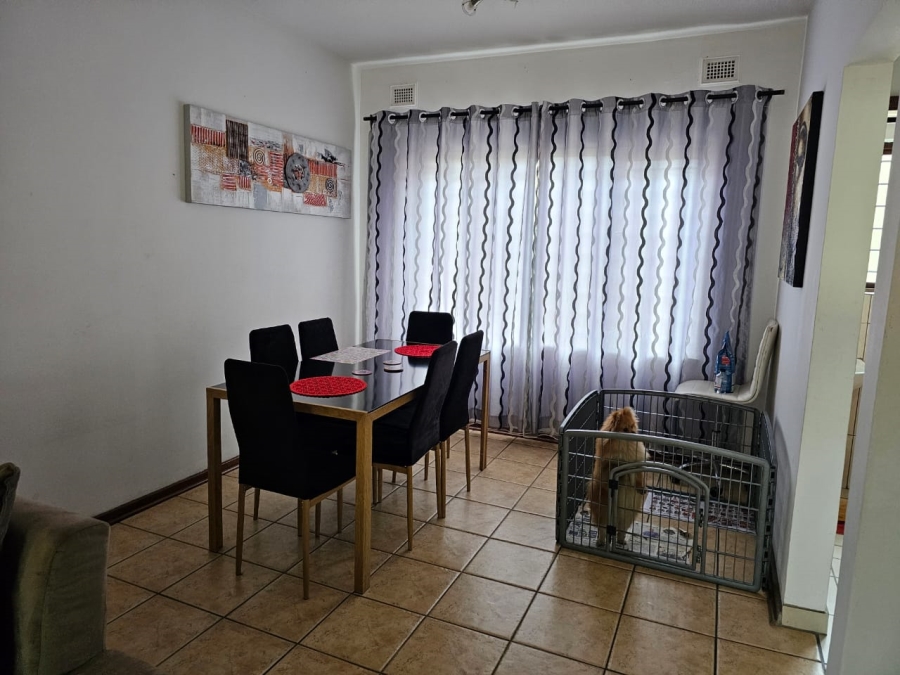 2 Bedroom Property for Sale in Umtentweni KwaZulu-Natal