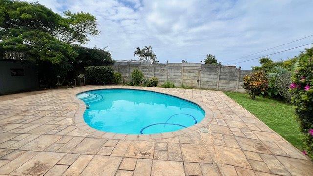 3 Bedroom Property for Sale in Uvongo KwaZulu-Natal