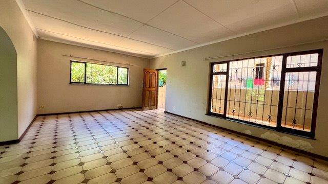 3 Bedroom Property for Sale in Uvongo KwaZulu-Natal