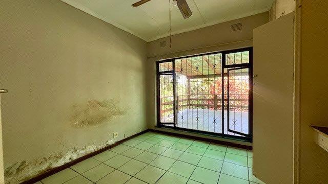 3 Bedroom Property for Sale in Uvongo KwaZulu-Natal