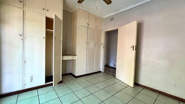 3 Bedroom Property for Sale in Uvongo KwaZulu-Natal